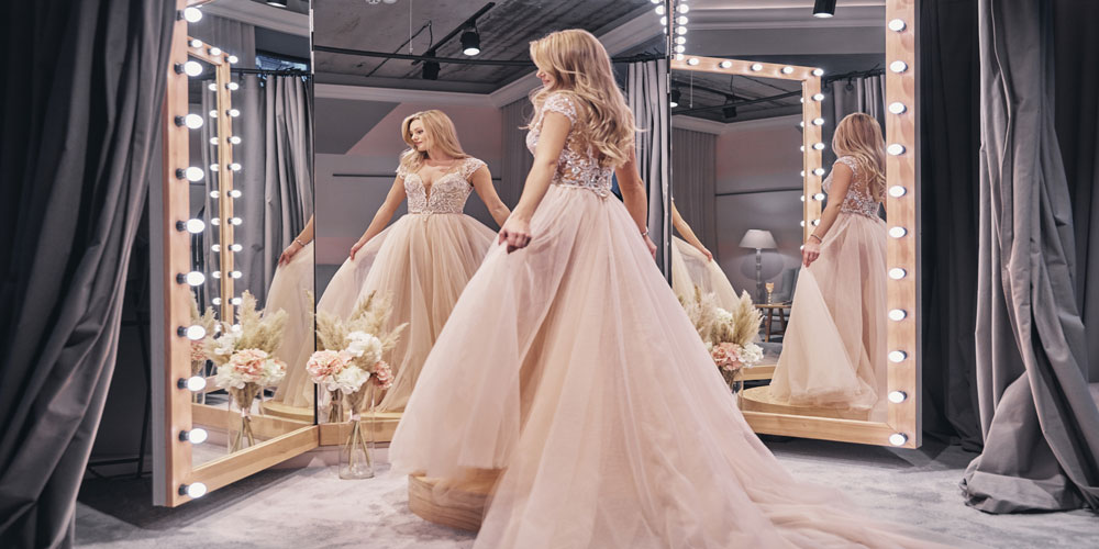 You are currently viewing Choosing Your Wedding Dress