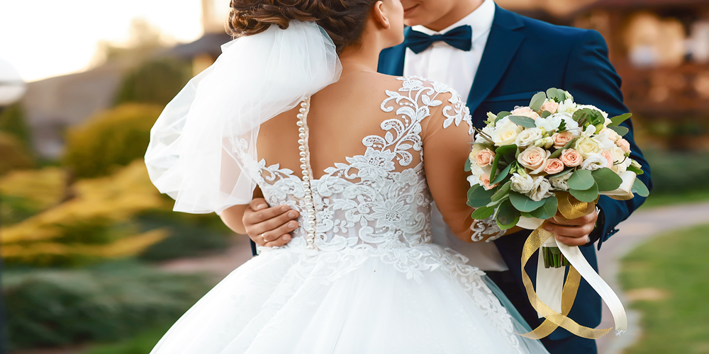 You are currently viewing Preserving Memories & Keep Your Gown Timeless