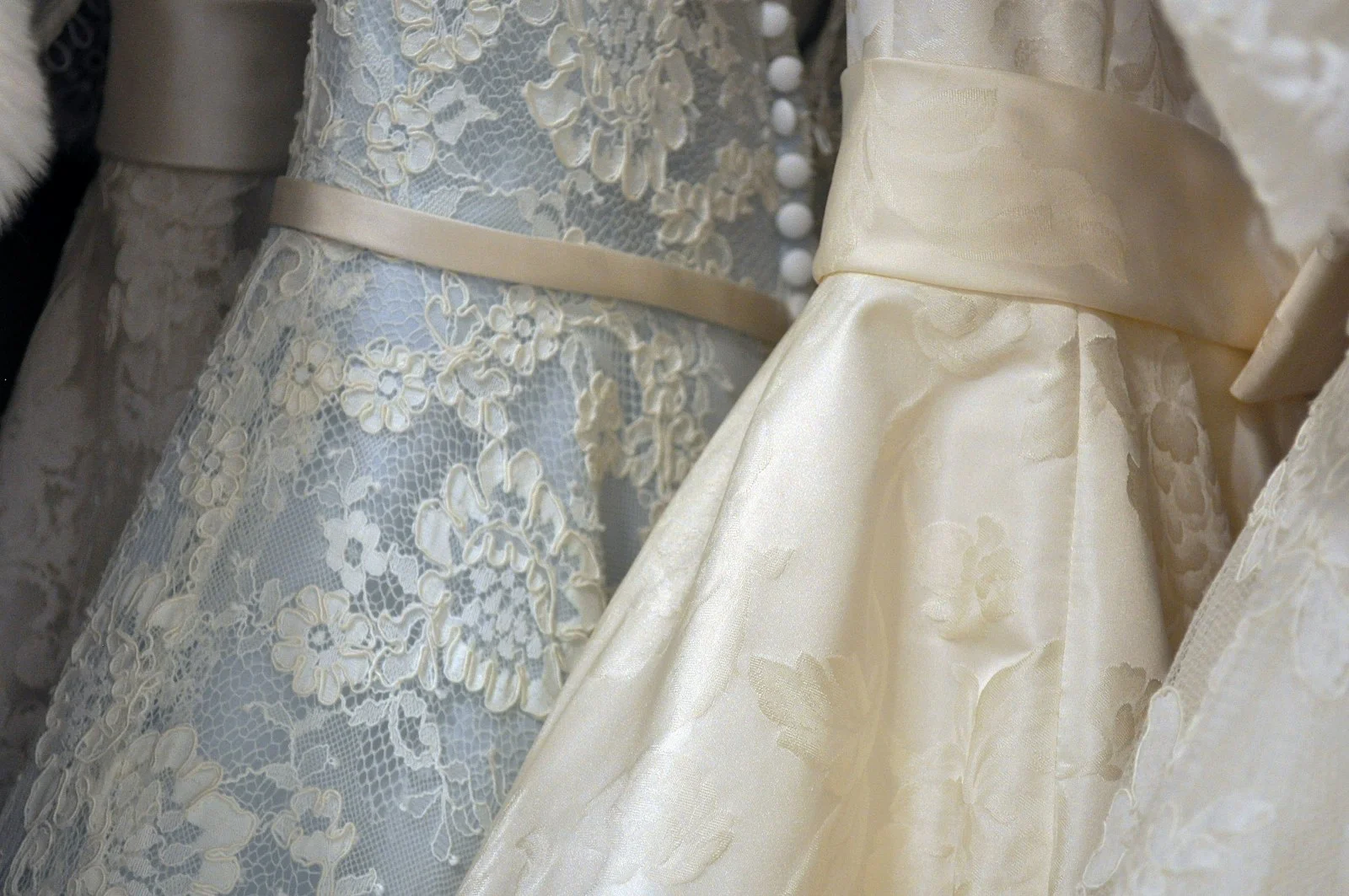 You are currently viewing Essential Wedding Dress Preservation Tips: UK Guide by eBridal